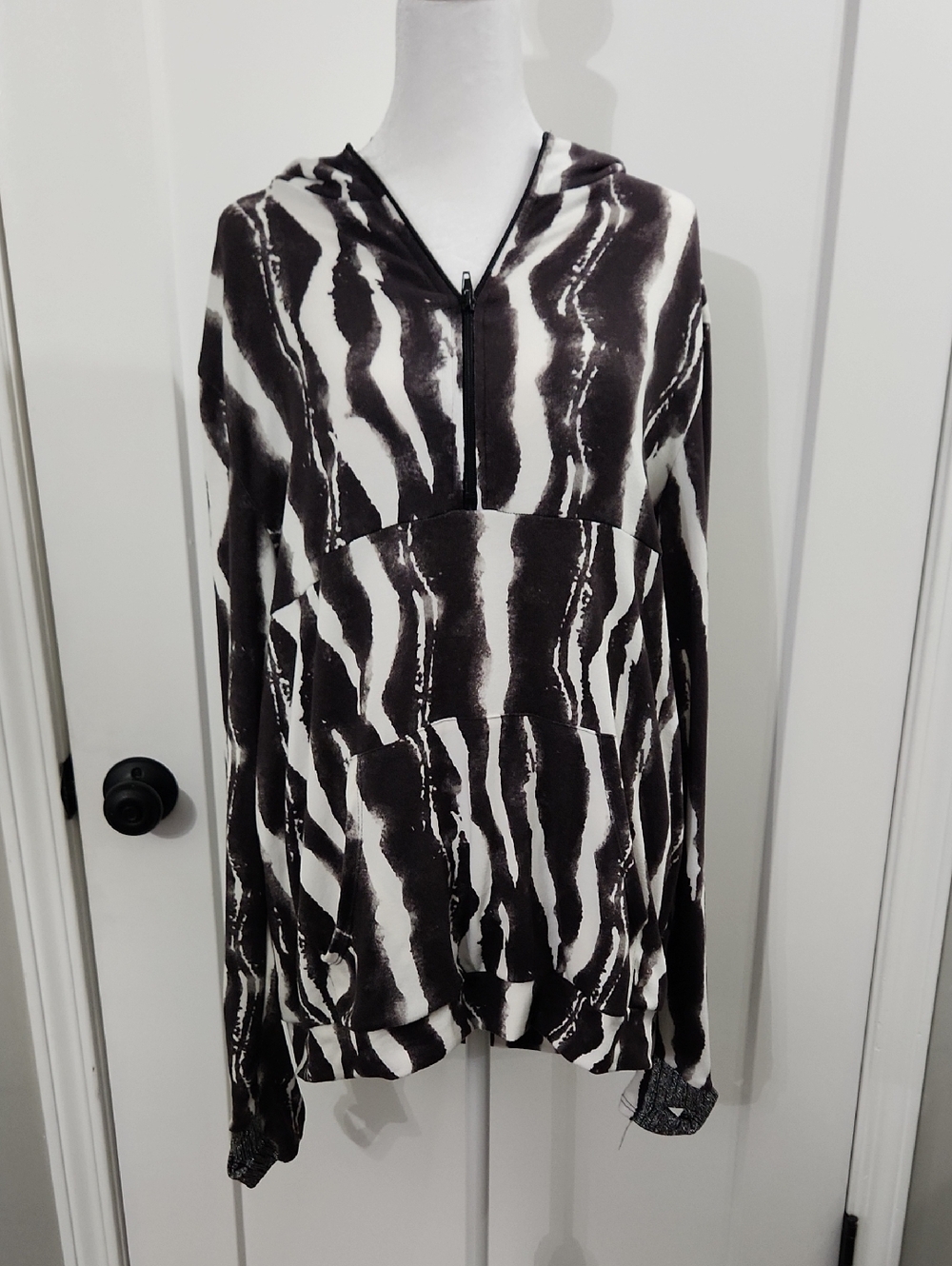Zebra Striped 1/4 Zip UP Hoodie NWOT
